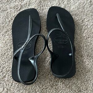 Havianas black womens size 6.